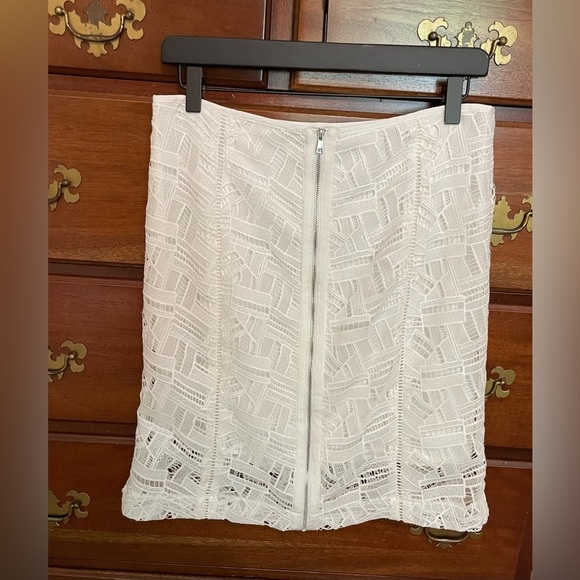 Bebe White Knee-Length Pencil Skirt Cocktail - Picture 1 of 7